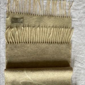 Luxurious Beige Wool Scarf